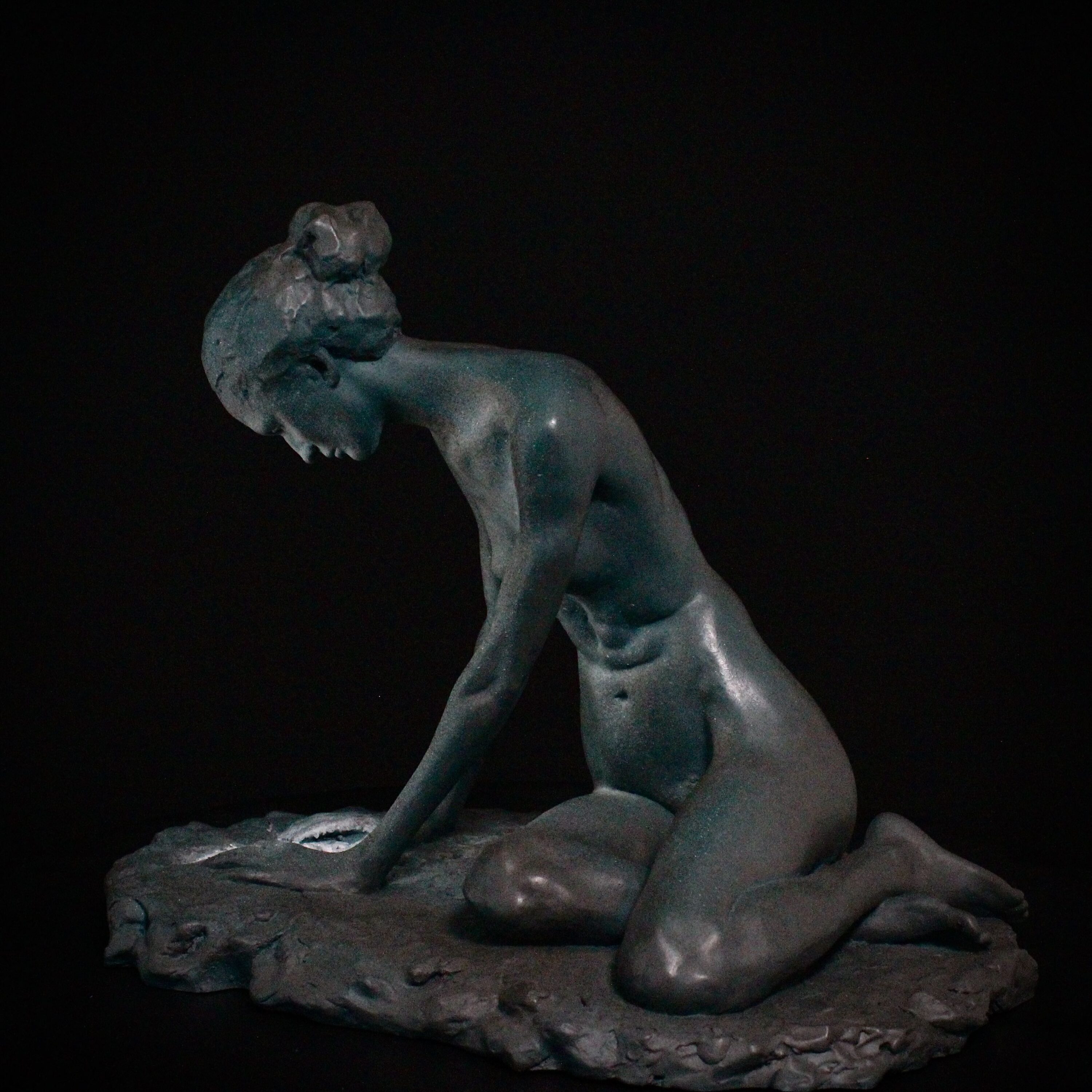 Bronze reduction 24cm with marble base